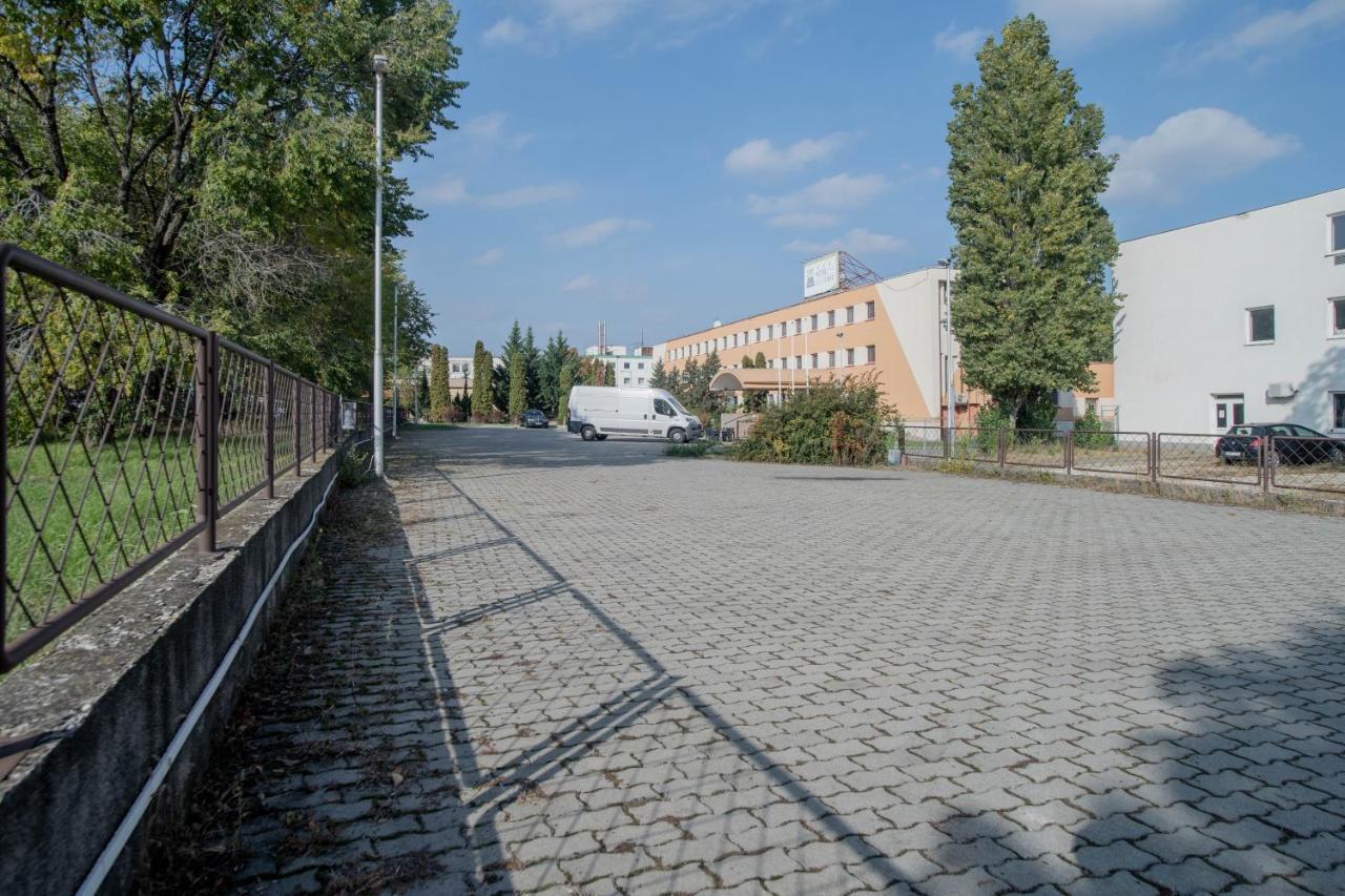 Homoky Hotels Bestline Hotel Budapest Bagian luar foto